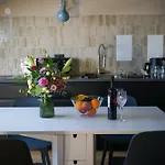 Onyx &